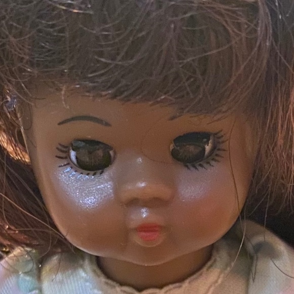 Madame Alexander doll - Picture 1 of 6